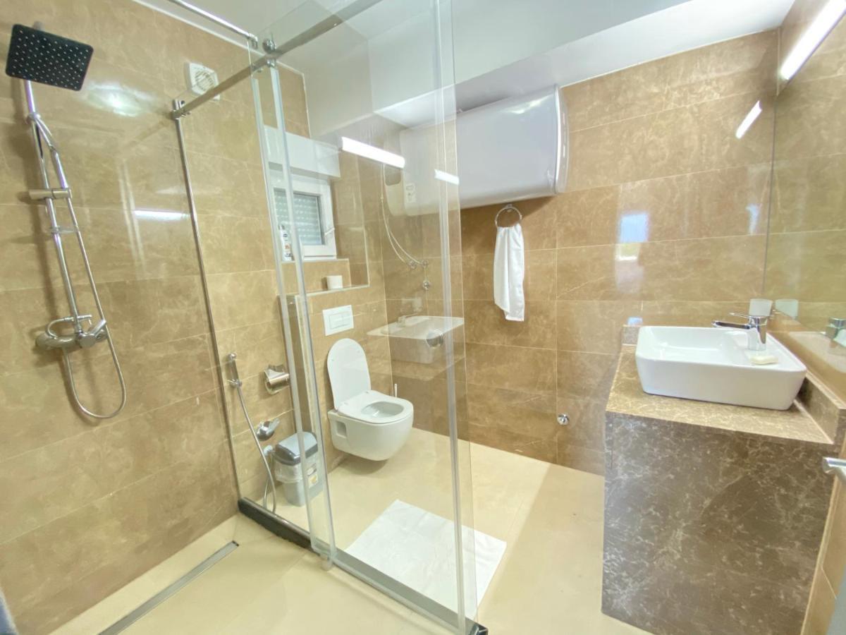 Al Qasr Luxury
